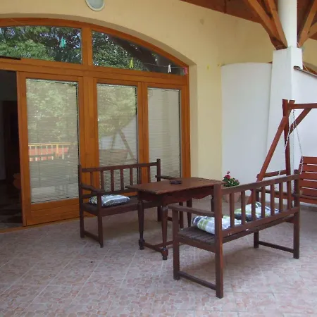 아파트 Holiday Home In Fonyod/Balaton 18566 *